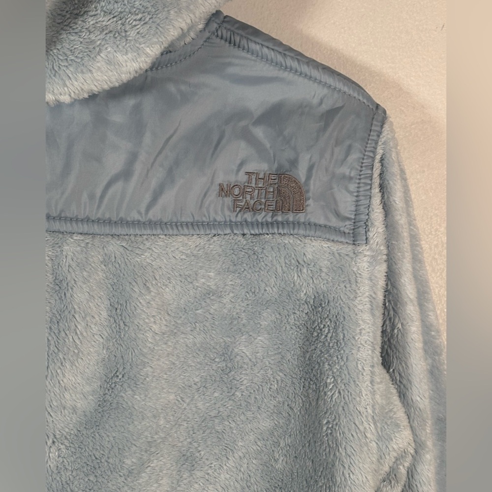 The North Face Women’s XS Light Blue Fuzzy Plush Hooded Full Zip Jacket - Picture 7 of 10